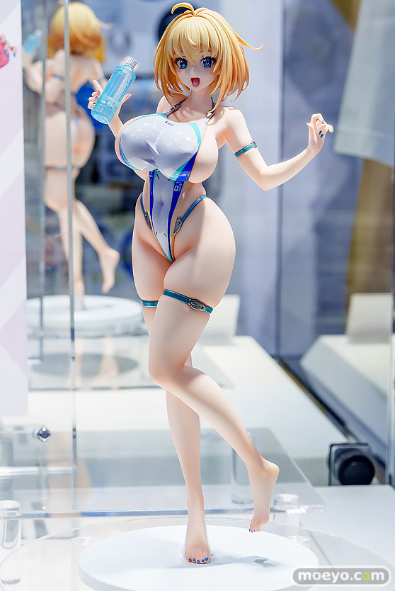 あみあみ×AMAKUNI バニースーツ プランニング ソフィア・F・シャーリング ハイレグ水着ver. 豪華版 毒島孝牧 月柳 AMAKUNI フィギュア バニースーツ プランニング POP UP STORE in あみあみ秋葉原フィギュアタワー店 01