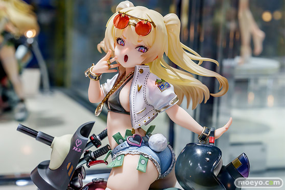 ウイング 『アズールレーン』バッチ 華麗なるスピードスターver. 永野健民 N・E 木村 フィギュア あみあみ 05