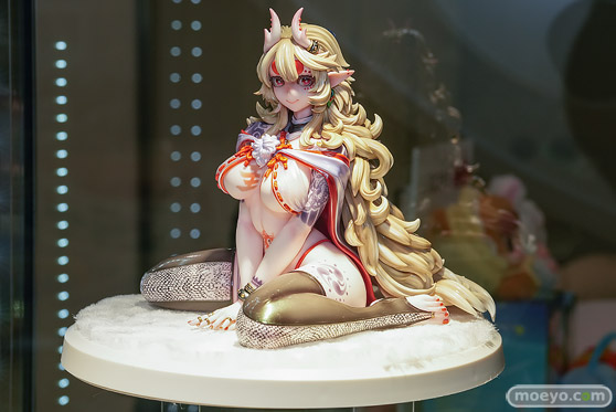 コミックマーケット107 フィギュア ダイキ工業 Honne original 麒麟 Warren MOE 01