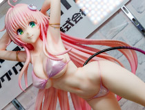 「水着シリーズ ララ」「レン バニーガールVer.」など 秋葉原の新作フィギュア、グッズ展示の様子「ボークスホビー天国2」（2026年1月10日）