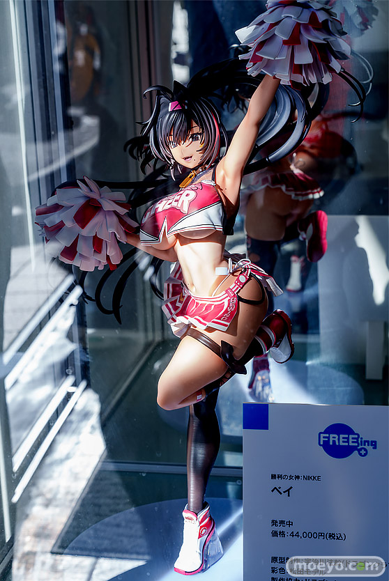 秋葉原の新作フィギュア展示の様子 2026年1月10日あみあみ秋葉原フィギュアタワー店 フリーイング 勝利の女神：NIKKE ベイ 宇治川法幹 松田モデル ドラゴンクラフト 02