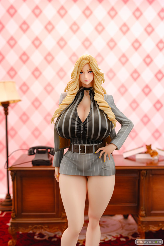ダイキ工業 ギャル姉社長とハーレムオフィス 錦織 愛グレースーツVer.  佐藤 弘 フィギュア エロ キャストオフ 01