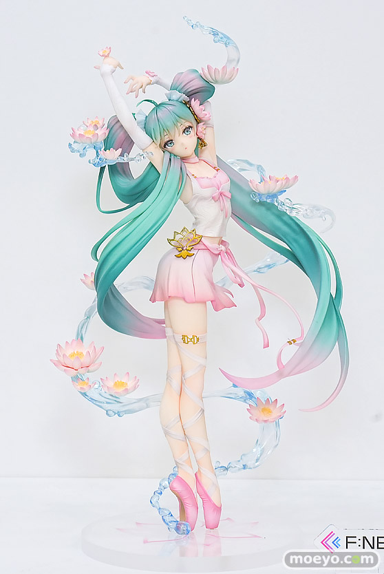 ワンダーフェスティバル2026 [冬]  フィギュア フリュー フェネクス ニュージャージー  喜多川海夢 ホシノ・ルリ 36