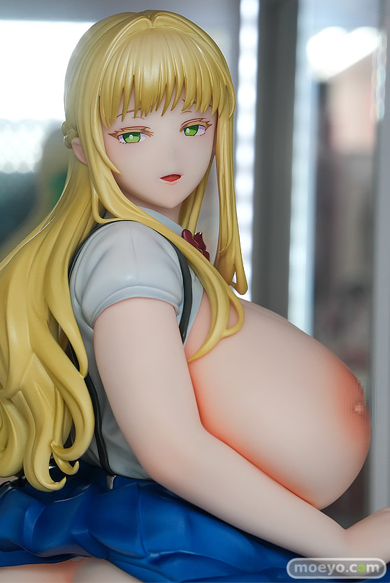 秋葉原の新作フィギュア展示の様子 2026年3月28日 エムズ あみあみ秋葉原フィギュアタワー店 エロ フィギュア 09