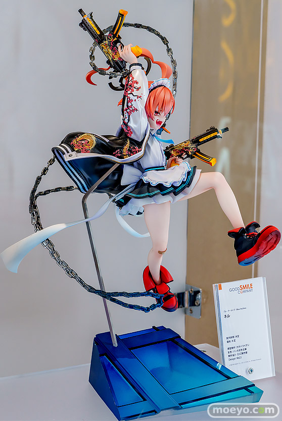 グッドスマイルカンパニー ブルーアーカイブ -Blue Archive- ネル ～コールサインダブルオー～ カタハライタシ パン大好き主婦 GSC制作部 Mx2J フィギュア アキバCOギャラリー 02