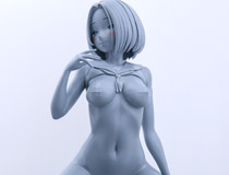 【WF2026冬】【アダルトフィギュア】メメ50さんのイラストを立体化！Q-six新作エロフィギュア「美波瑠のはじめて 新井美波瑠」監修中原型が展示！