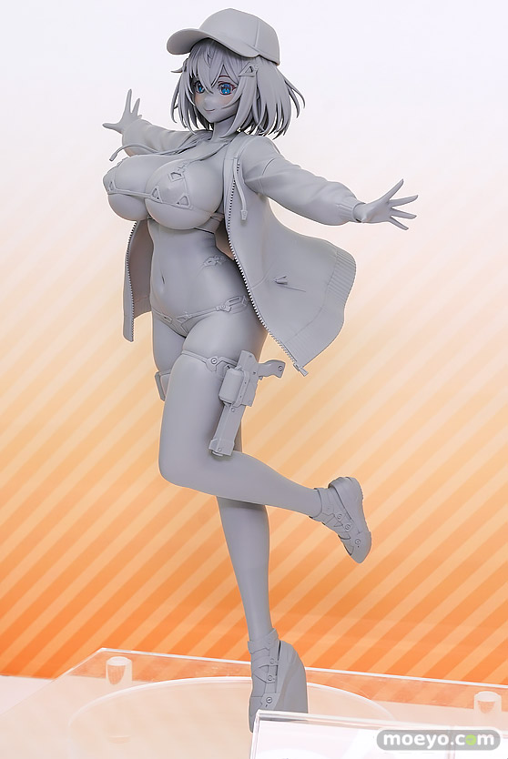 ワンダーフェスティバル2026 [冬]  フィギュア キューズQ 高峰ナダレ オリジナル ソフィア・F・シャーリング ビキニパーカーVer. 空都凧はと 03