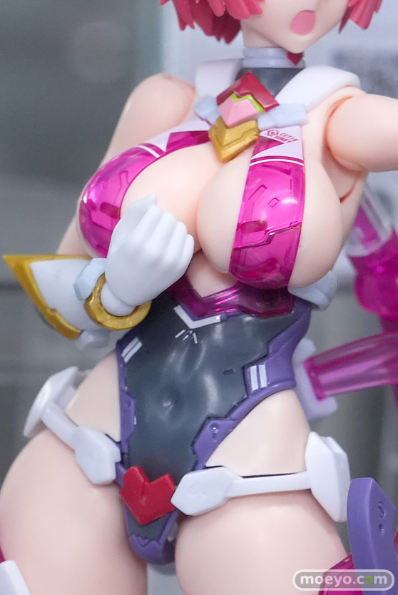 秋葉原の新作フィギュア展示の様子 2026年4月25日 あみあみ 秋葉原ラジオ会館店 ロエン ルカワチャン リーシャ・マオ 16