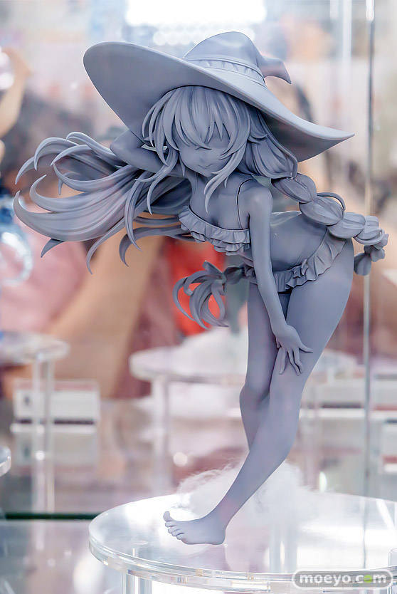 秋葉原の新作フィギュア展示の様子 あみあみ 秋葉原ラジオ会館店 Lucrea 無職転生 ～異世界行ったら本気だす～ ロキシー 水着Ver. フィギュア ルクリア 01