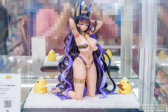 秋葉原の新作フィギュア展示の様子 2026年5月23日 あみあみ 秋葉原ラジオ会館店 すみれ 神官シブナ 羽川翼 01