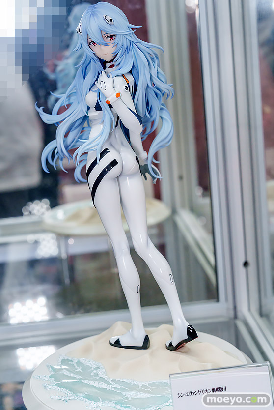 秋葉原の新作フィギュア展示の様子 2026年5月23日 あみあみ 秋葉原ラジオ会館店 アムネシア  綾波レイ バッチ 13