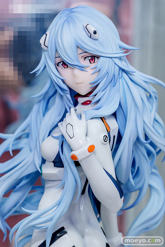 秋葉原の新作フィギュア展示の様子 2026年5月23日 あみあみ 秋葉原ラジオ会館店 アムネシア  綾波レイ バッチ 14