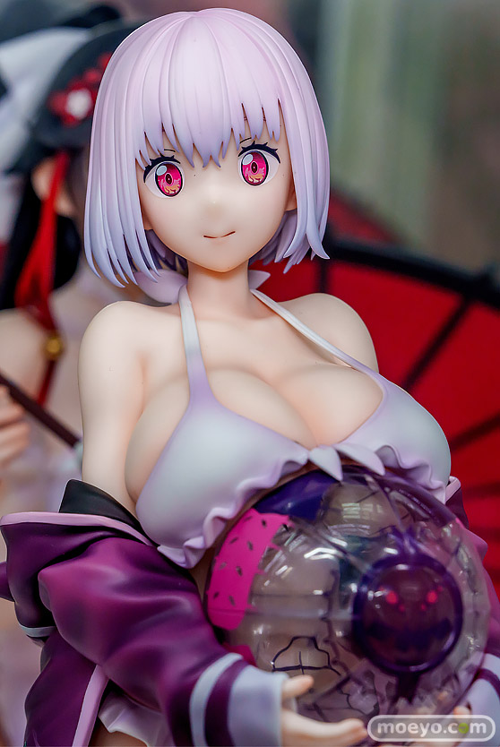 秋葉原の新作フィギュア展示の様子 2026年5月23日 あみあみ 秋葉原ラジオ会館店 アムネシア  綾波レイ バッチ 25
