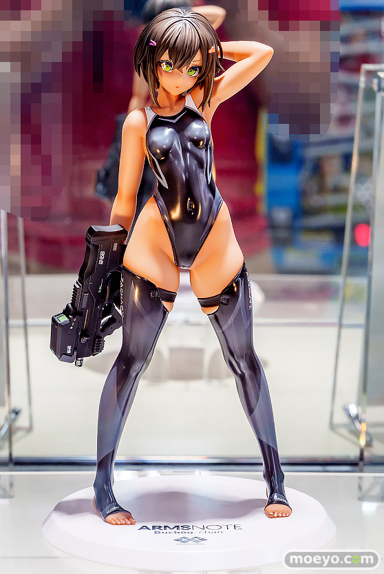 秋葉原の新作フィギュア展示の様子 2026年5月30日 あみあみ 秋葉原ラジオ会館店 水泳部の部長ちゃん 信濃 八奈見杏菜 10