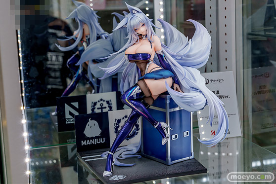 APEX アズールレーン 信濃 寝待の銀輿Ver. LEDアクリル展示ケース付きスペシャル版 フィギュア あみあみ 秋葉原ラジオ会館店 02