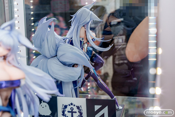 APEX アズールレーン 信濃 寝待の銀輿Ver. LEDアクリル展示ケース付きスペシャル版 フィギュア あみあみ 秋葉原ラジオ会館店 04