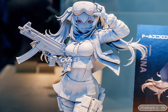 ドールズフロントライン2：エクシリウム　1.5周年　サマーフロントin秋葉原 ニキータ レナ リヴァ フィギュア 09