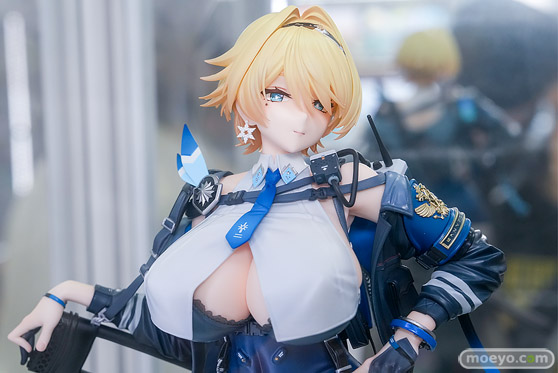 秋葉原の新作フィギュア展示の様子 あみあみ 秋葉原ラジオ会館店 アニス：スター ギガンティックモダニア ニキータ 17