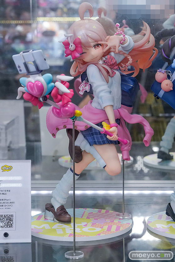 秋葉原の新作フィギュア展示の様子 あみあみ 秋葉原ラジオ会館店 アニス：スター ギガンティックモダニア ニキータ 22