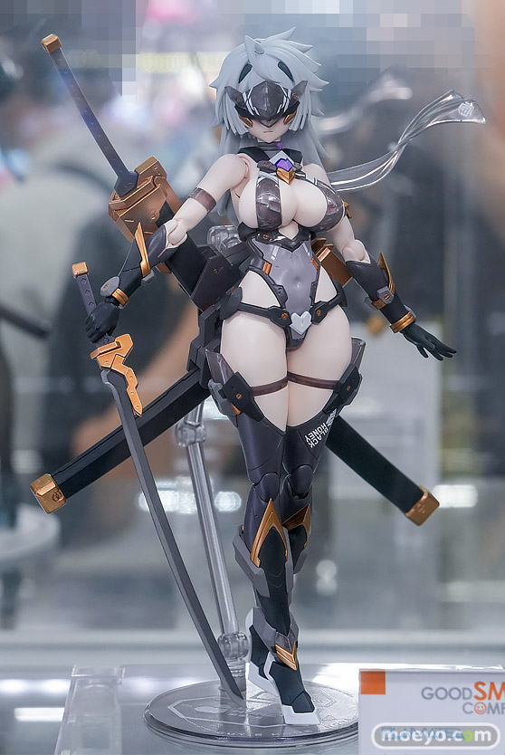 秋葉原の新作フィギュア展示の様子 あみあみ 秋葉原ラジオ会館店 アニス：スター ギガンティックモダニア ニキータ 30