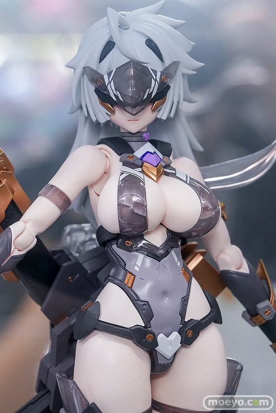 秋葉原の新作フィギュア展示の様子 あみあみ 秋葉原ラジオ会館店 アニス：スター ギガンティックモダニア ニキータ 31