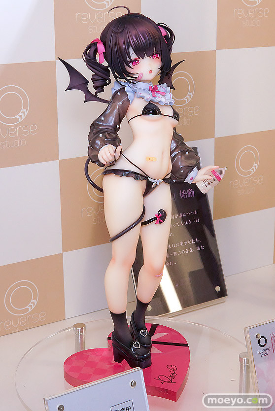 ワンダーフェスティバル2026 [夏]  フィギュア Reverse Studio FANTASIASシリーズ しの 哺乳瓶Ver. 失色弯曲角 Riko 02