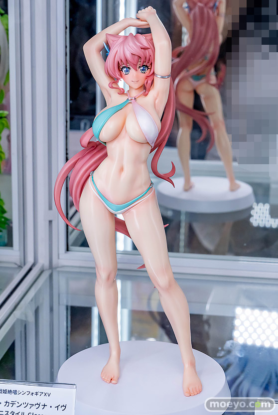 秋葉原の新作フィギュア展示の様子 あみあみ秋葉原フィギュアタワー店     新装版 文学少女 イルル マリア・カデンツァヴナ・イヴ 24