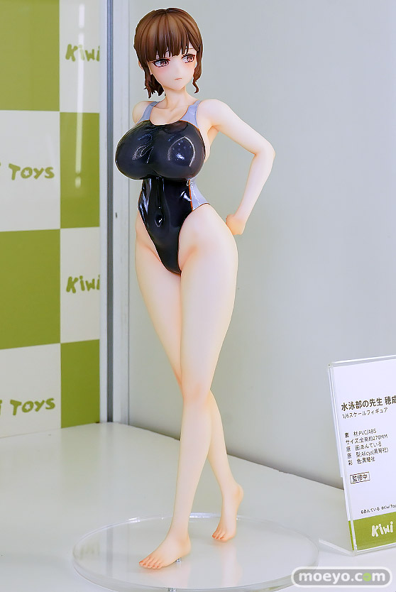 ワンダーフェスティバル2026 [夏]  フィギュア Kiwi Toys 水泳部の先生 穂成美 Illustrated by あんている 02