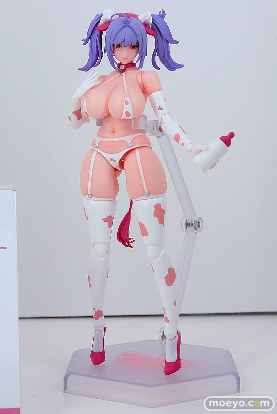 ワンダーフェスティバル2026 [夏]  フィギュア BISHOUCRAFT WILD MELODY 乳牛娘 小熊奈々 チャーミング着物アゼリア 喜々 01