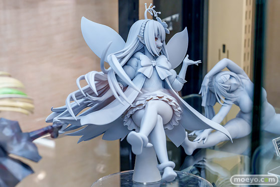 秋葉原の新作フィギュア展示の様子 フィギュア コトブキヤ秋葉原館 貸した魔力は【リボ払い】で強制徴収 エムピー 02