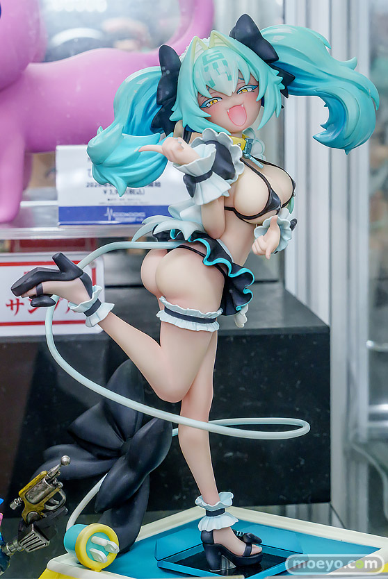 秋葉原の新作フィギュア展示の様子 フィギュア あみあみ 秋葉原ラジオ会館店 イヨ 陸奥こまろ バイラ 01