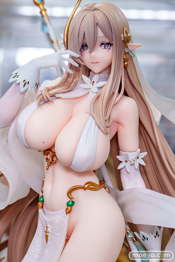 秋葉原の新作フィギュア展示の様子 フィギュア あみあみ 秋葉原ラジオ会館店 イヨ 陸奥こまろ バイラ 18