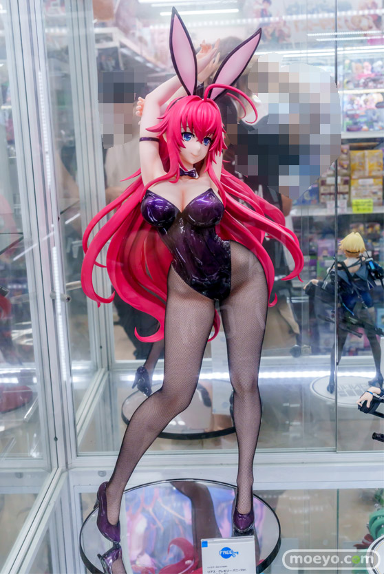 秋葉原の新作フィギュア展示の様子 2026年9月5日 あみあみ 秋葉原ラジオ会館店 PA-15 金の牛ビキニVer.リアス・グレモリー 鹿目まどか 08