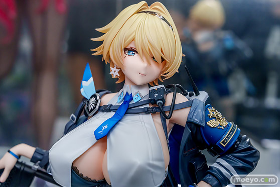 秋葉原の新作フィギュア展示の様子 2026年9月5日 あみあみ 秋葉原ラジオ会館店 PA-15 金の牛ビキニVer.リアス・グレモリー 鹿目まどか 15