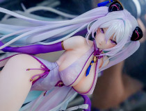 魅惑の脚線美！ファット・カンパニー新作美少女フィギュア「アズールレーン キアサージ スプリング・モニタリング」彩色サンプルがアキバで展示！