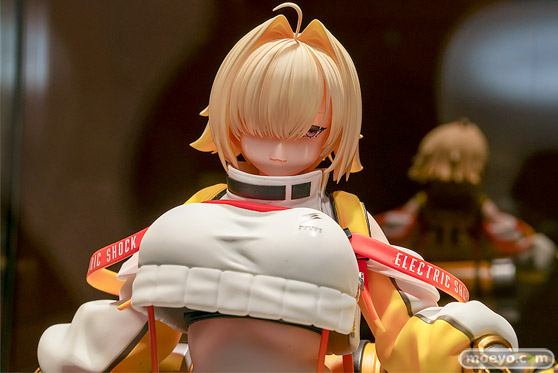 勝利の女神：NIKKE  4周年記念生放送 フィギュア ラプンツェル：ピュアグレイス ドロシー ナユタ エレグ マリアン ソーダ バイパー 02